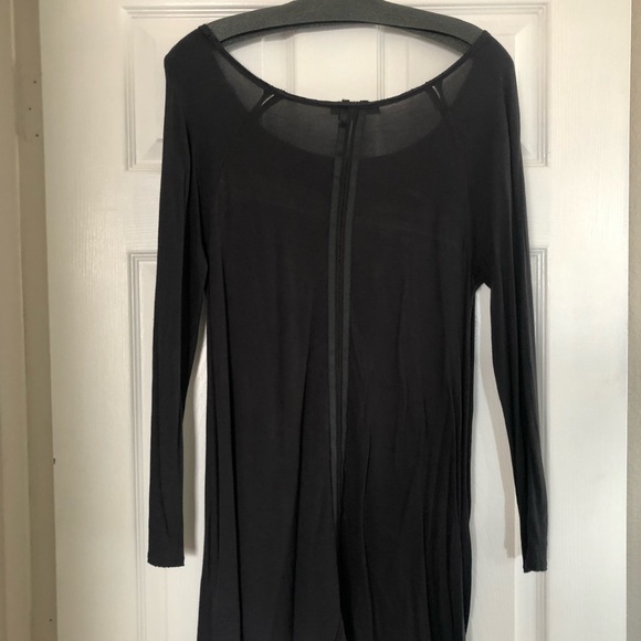 Alice and Olivia sz M base grey top EUC - Picture 3 of 8